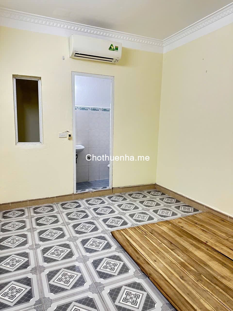 Cho thuê nhà nguyên căn mới kinh kong ngõ 192 Lê Trọng Tấn, 40m2 x 5 tầng, 3PN, 12 triệu