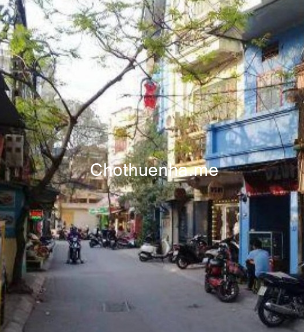 Cho thuê nhà ngõ ô tô vừa ở vừa KD Khương Thượng 2 tầng x 31m2, 2 ngủ, 9 Triệu/th