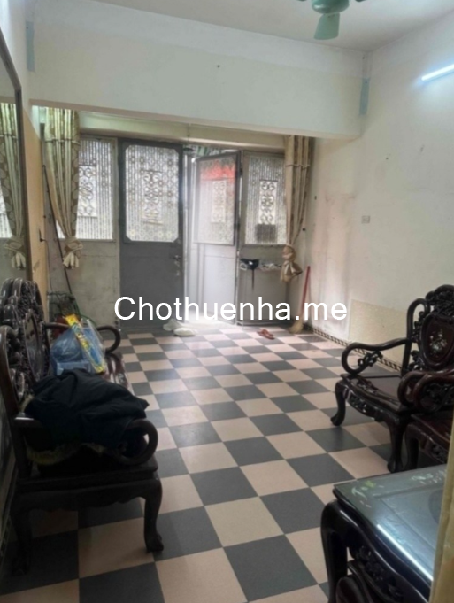 Cho thuê nhà ngõ ô tô vừa ở vừa KD Khương Thượng 2 tầng x 31m2, 2 ngủ, 9 Triệu/th