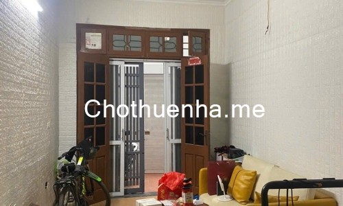 Cho thuê nhà Mp Cù Chính Lan, 51m2* 3 tầng - Mt3m - 4 ngủ, 3 WC 17,5triệu