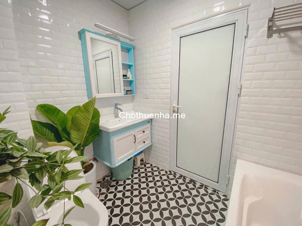 Cho Thuê nhà ngõ 129 Nguyễn Trãi, 50m2 x 3 tầng, 2 ngủ, 3 vs, 13 triệu ở nhớm 6 người