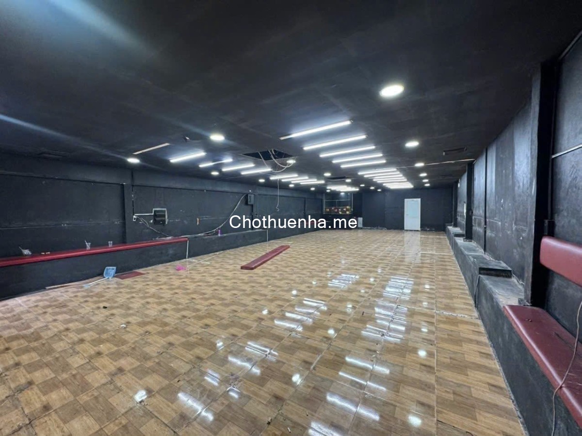 Cho thuê nhà đường số 45 Tân Quy, Quận 7, dt 8x20m, giá 32tr