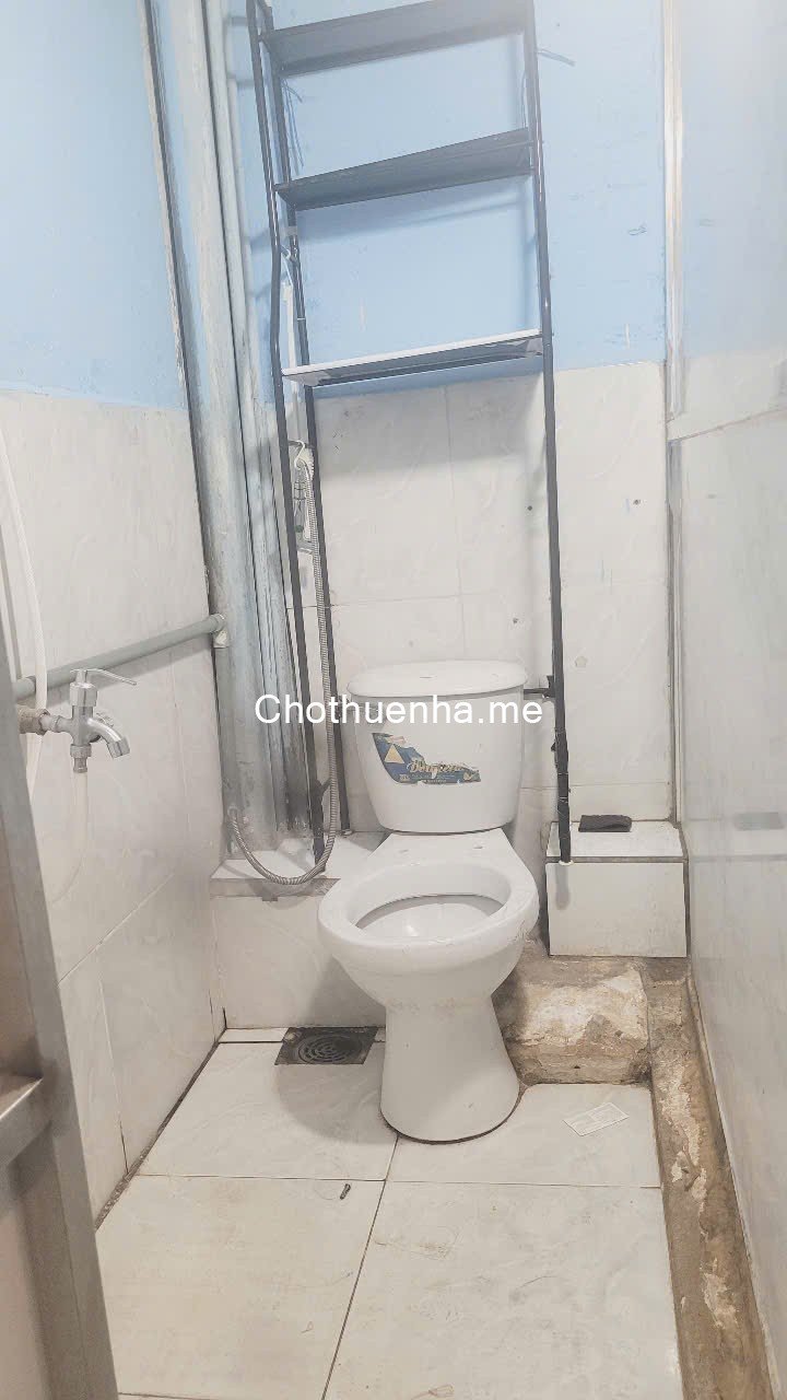Nhà Nguyên Căn 1 Trệt 2 Lầu – Chỉ 5.5 Triệu/Tháng - Hẻm 95 Lê Văn Lương