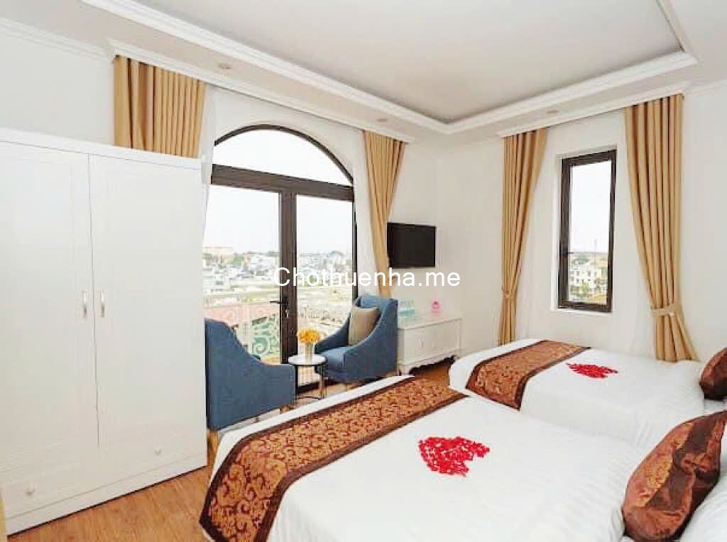 Cho thuê khách sạn full nội thất đường Phù Đổng Thiên Vương, phường 8 – giá 70 triệu