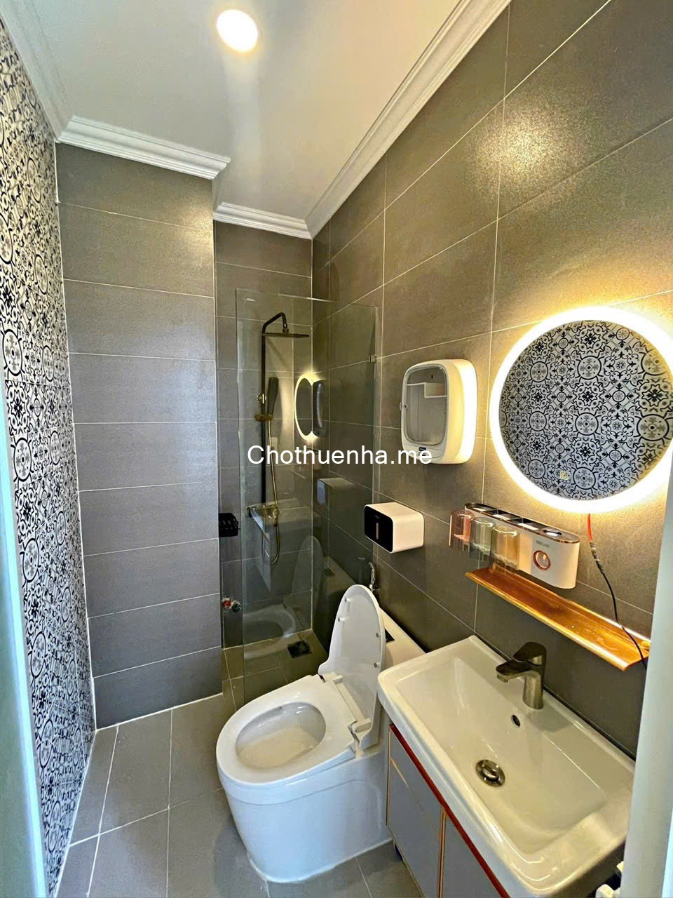 Cần cho thuê Nhà nguyên căn – Quận 10 – Hẻm xe hơi – Ở hay Kinh doanh đều ổn