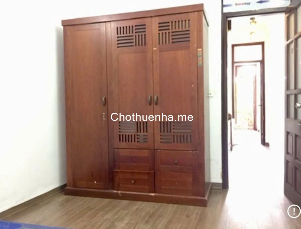 Cho thuê nhà nguyên căn ngõ 645 Vũ Tông Phan, 45m2 x 3 tầng,1 lửng, 4 ngủ, 3 wc, 13.3 Triệu