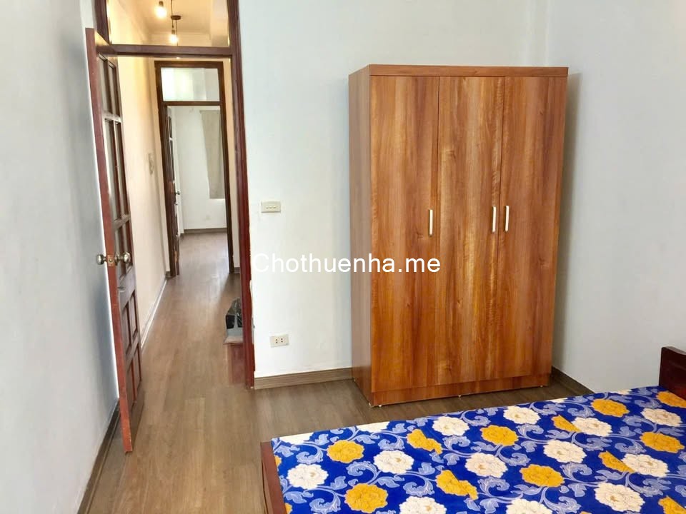 Cho thuê nhà nguyên căn ngõ 645 Vũ Tông Phan, 45m2 x 3 tầng,1 lửng, 4 ngủ, 3 wc, 13.3 Triệu