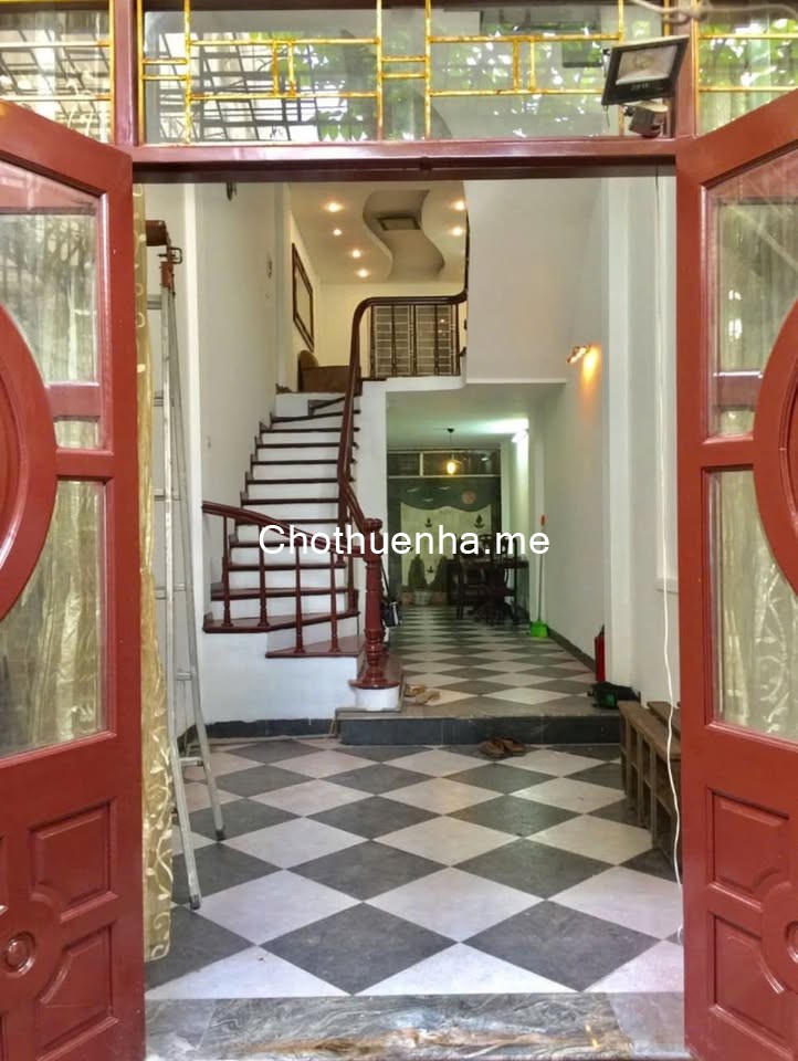 Cho thuê nhà nguyên căn ngõ 645 Vũ Tông Phan, 45m2 x 3 tầng,1 lửng, 4 ngủ, 3 wc, 13.3 Triệu