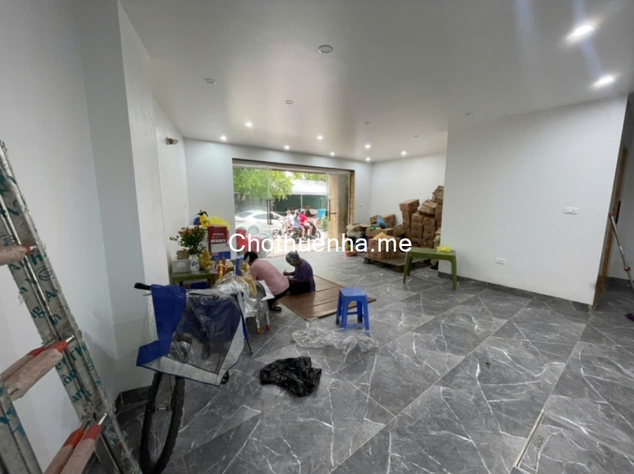 Cho thuê nhà Mặt Phô Đại Đồng, 2 tầng x 70m2, 2 vệ sinh, 17 triệu Spa, Cà Phê, VP cty