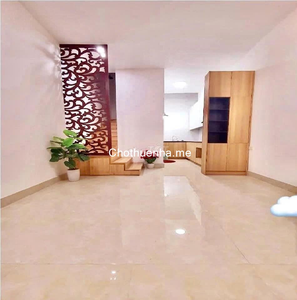 Cho thuê nhà Hoà Bình 7 Minh Khai, 5 tầng x 30m2, 4 ngủ, 4 vệ sinh, 13 Triệu