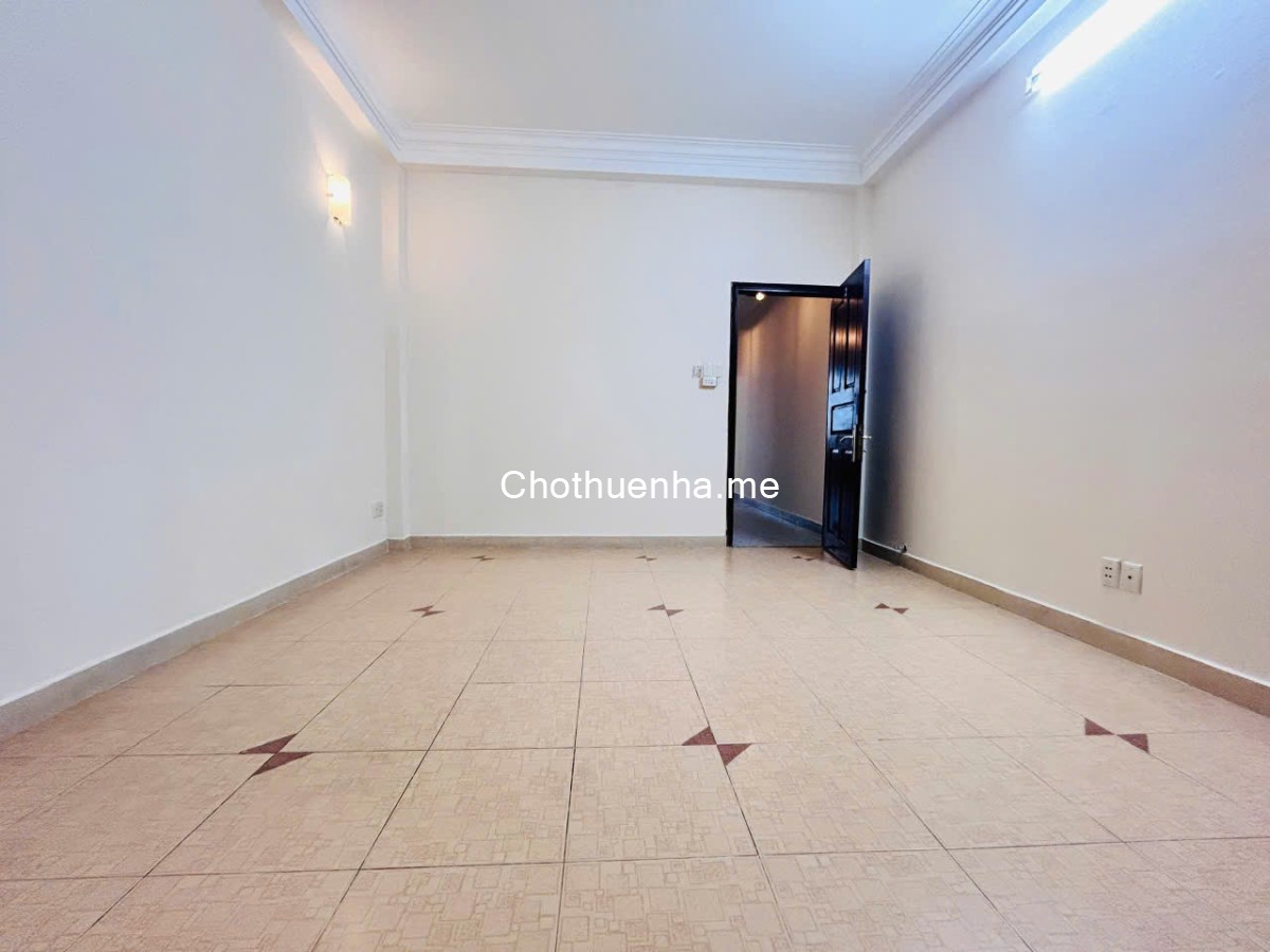 Cho thuê nhà gần nhà thờ Tân Định, chợ Tân Định, bệnh viện Quận 1