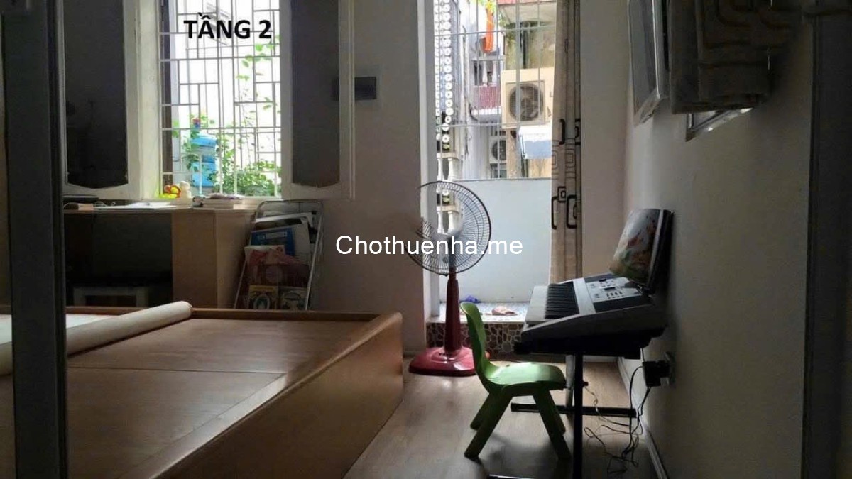 Cho thuê nhà nguyên căn ngõ 114 Thổ Quan, 30m2 x 5 Tầng 3 ngủ, 8,5 triệu/tháng