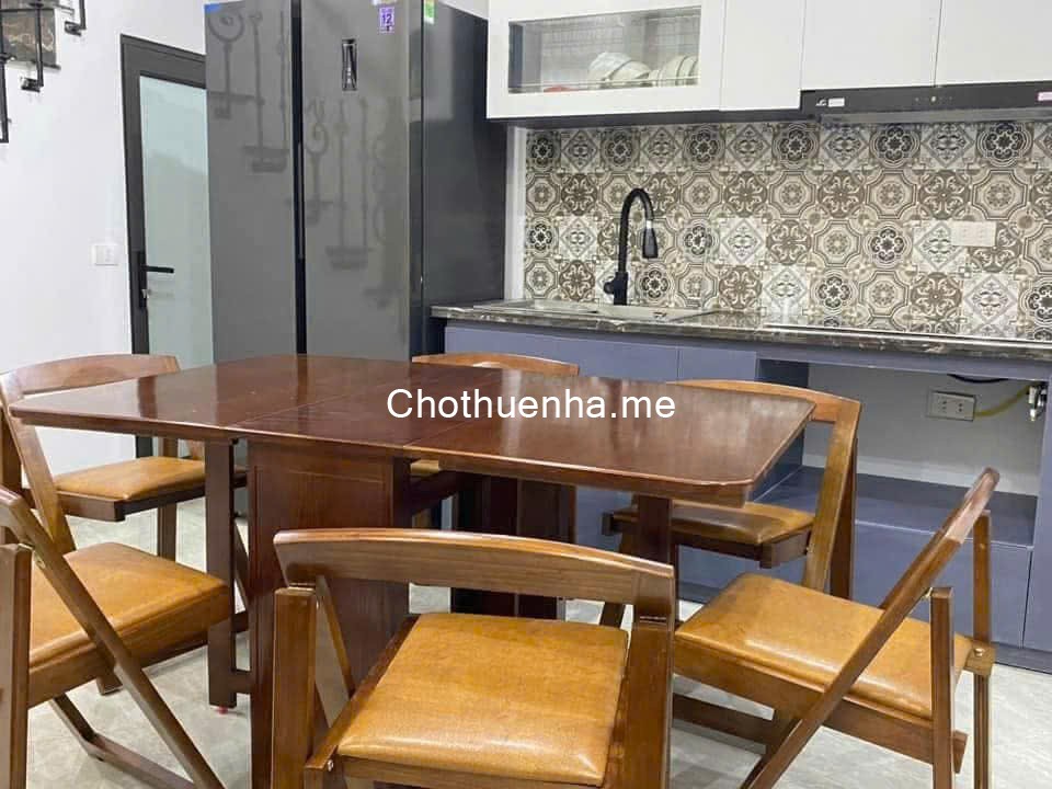 Cho thuê nhà nguyên căn ngõ Lương Sử, 40m2 x 5 tầng, 4 ngủ khép kín, 19 triệu