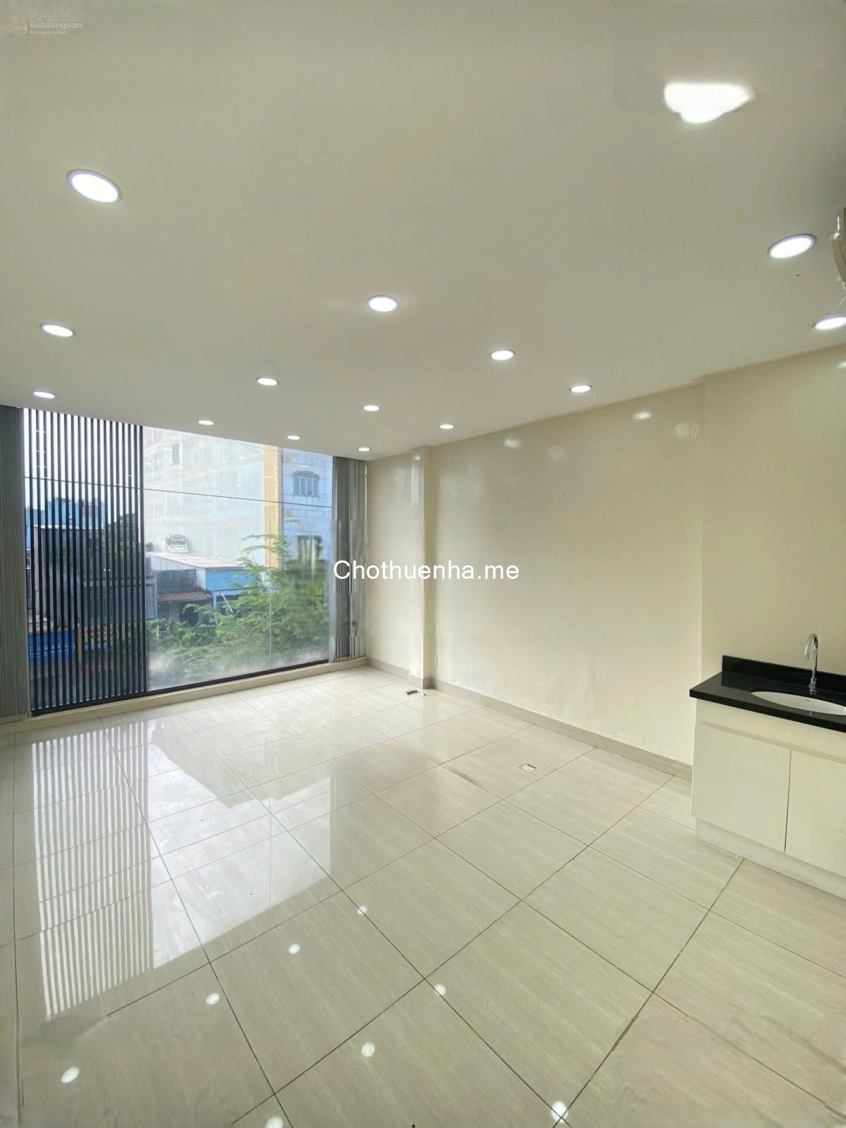 Nhà Nguyên Căn Cho Thuê Mặt Tiền Minh Phụng Q11 Gần Lãnh Binh Thăng 6PN 8WC 4 Lầu 50M2