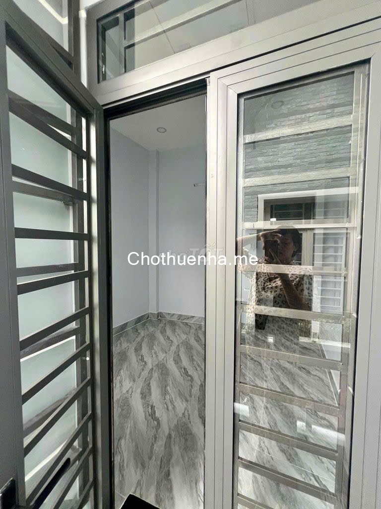 Cho thuê nhà nguyên căn mới xây – Hẻm đường số 10, trung tâm Q7