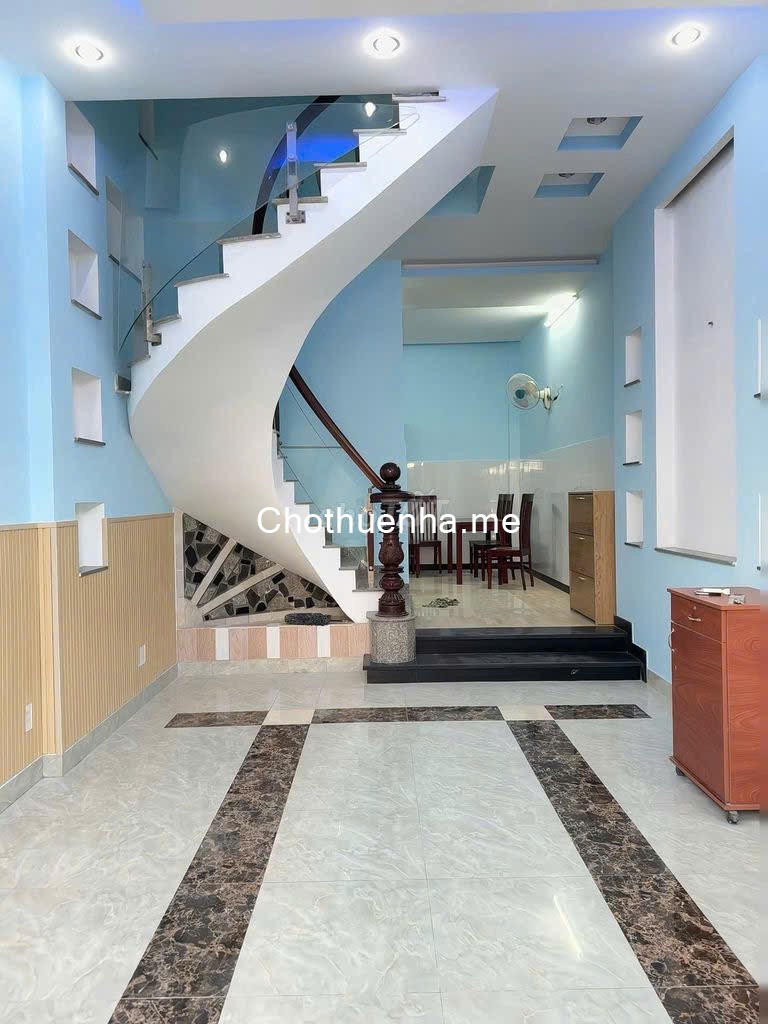 Cho thuê nhà nguyên căn hẻm 1 xẹt Huỳnh Tấn Phát, phường Phú Thuận, Quận 7