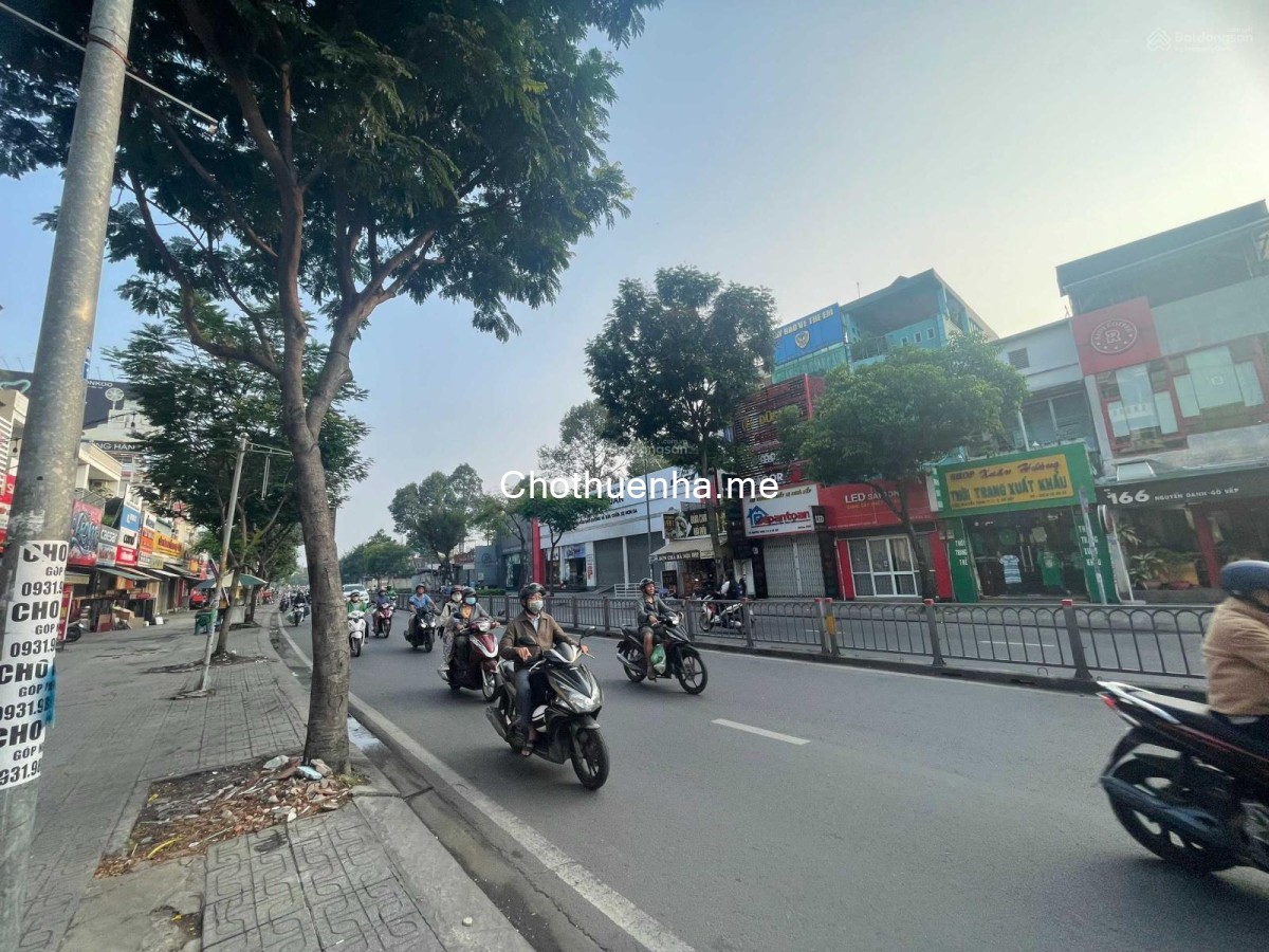 Cho thuê nhà góc 2MT 166 Nguyễn Oanh, Gò Vấp. DT: 4.5x25m, 3 tầng