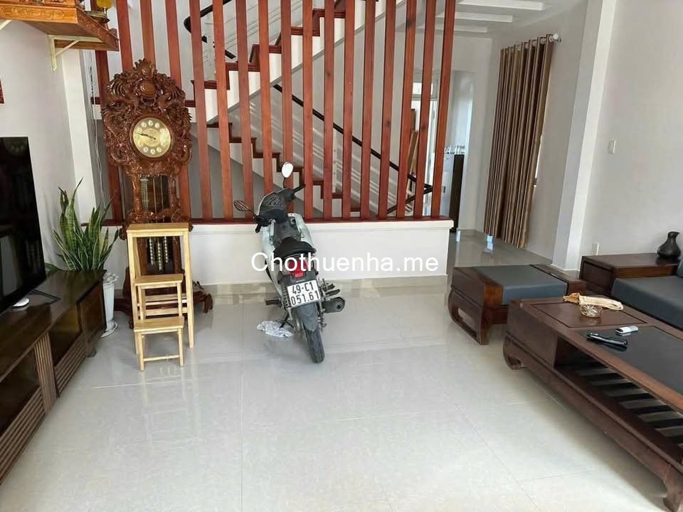 Cho thuê villa full nội thất, 4 phòng ngủ – Cao Thắng, TP. Đà Lạt – 15tr/tháng