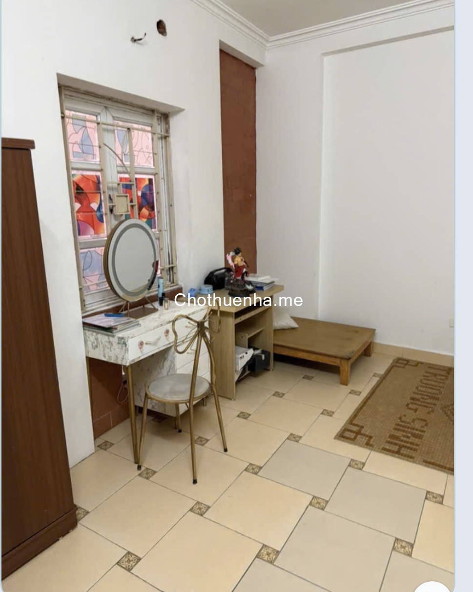 Cho thuê nhà nguyên căn, 3 tầng một tum 11 b ngõ 96 Ngọc Lâm, Phường Bồ Đề, Long Biên