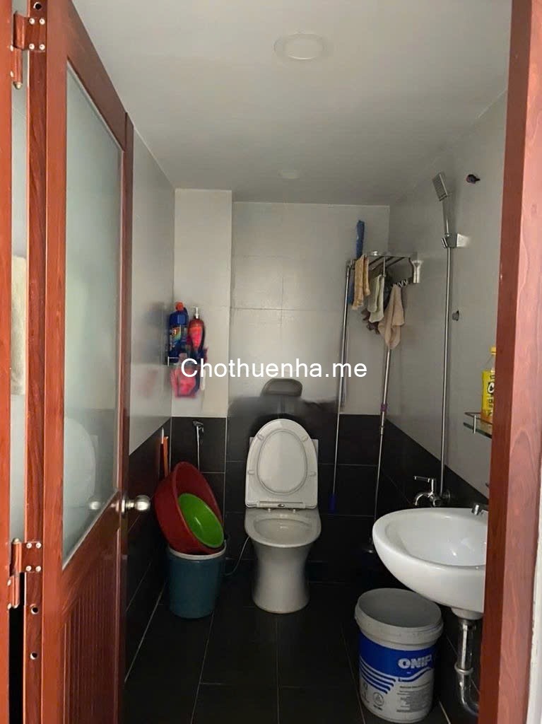 Cho Thuê Nhà Nguyên Căn Đỗ Ngọc Thạch Q5 gần Trần Hưng Đạo , Nguyễn Tri Phương 64m2