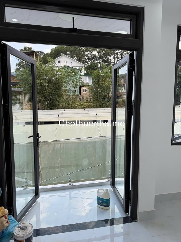 Cho thuê nhà nguyên căn 2 tầng, 2 mặt tiền hẻm ô tô – An Bình, Phường 3, Đà Lạt – Giá 10 triệu