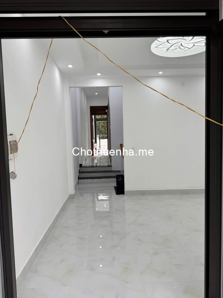 Cho thuê nhà nguyên căn 2 tầng, 2 mặt tiền hẻm ô tô – An Bình, Phường 3, Đà Lạt – Giá 10 triệu