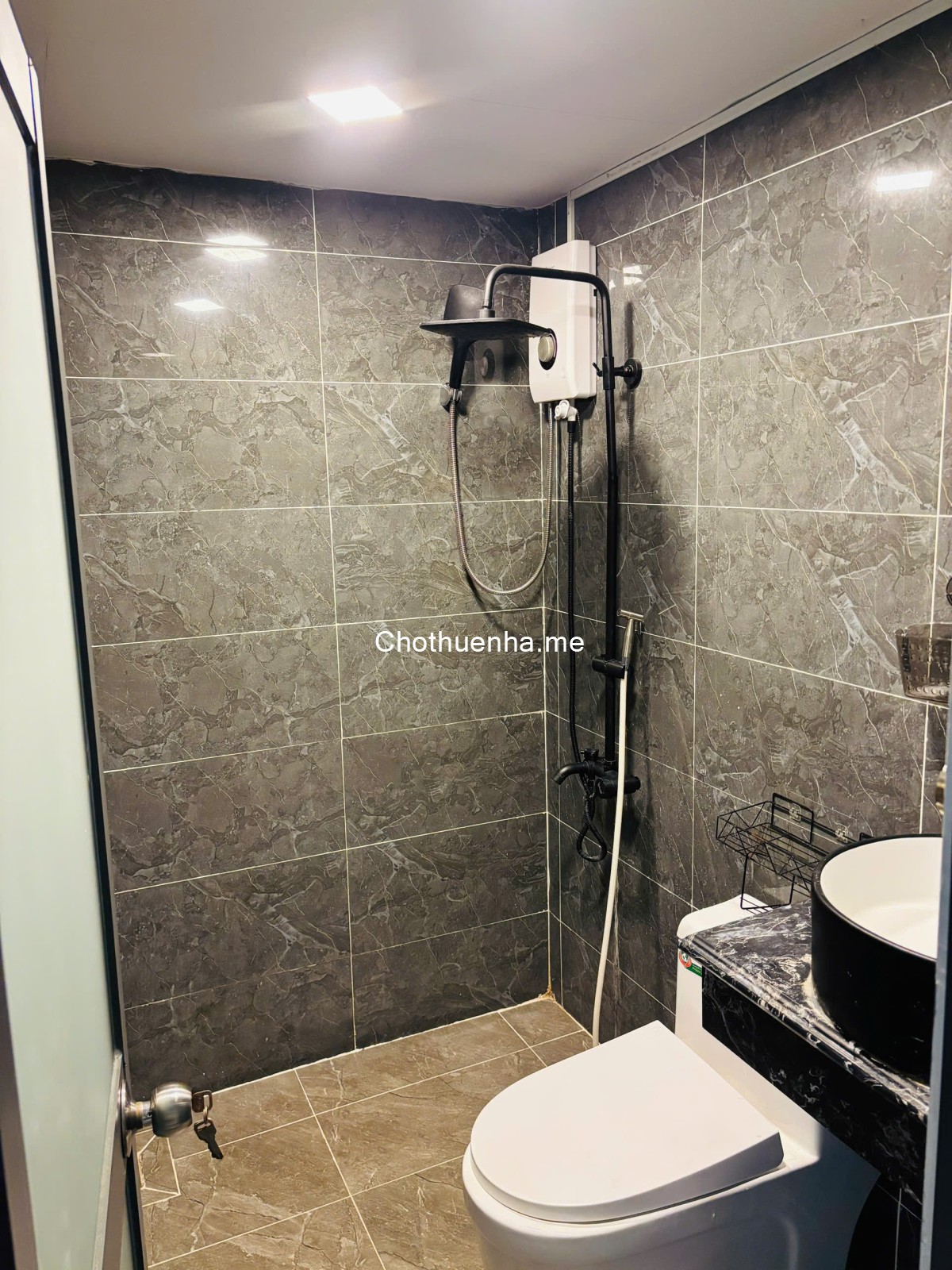 Cho thuê nhà 1 trệt, 1 lầu – 2 phòng ngủ, 2 WC - Trần Xuân Soạn, P. Tân Kiểng, Quận 7