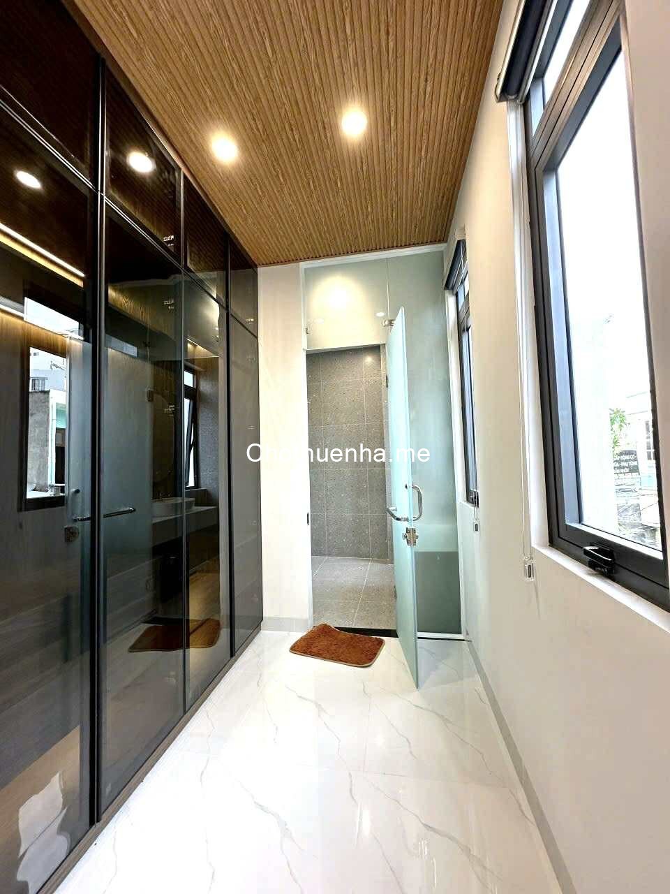 Cho thuê nhà nguyên căn mới 100% đường Phạm Hữu Lầu - Full nội thất cao cấp