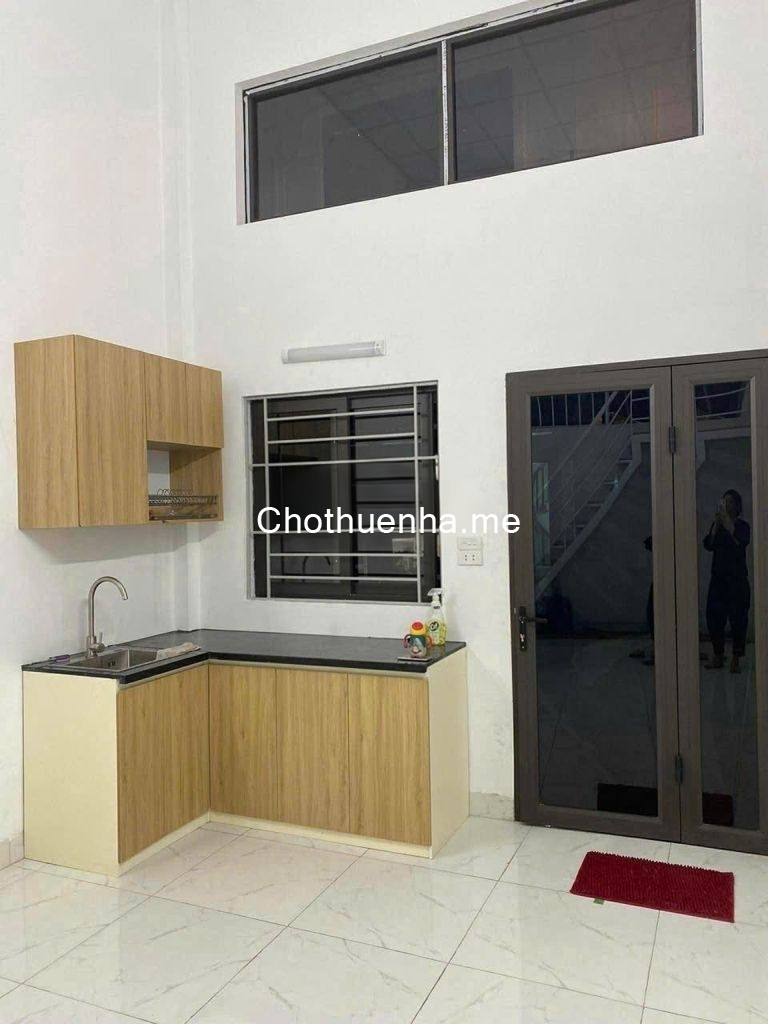 Cho thuê nhà Đại Mỗ, Nam Từ Liêm, 40m2 x 2 tầng, 2 ngủ, 1 vệ sinh, 7.5 triệu