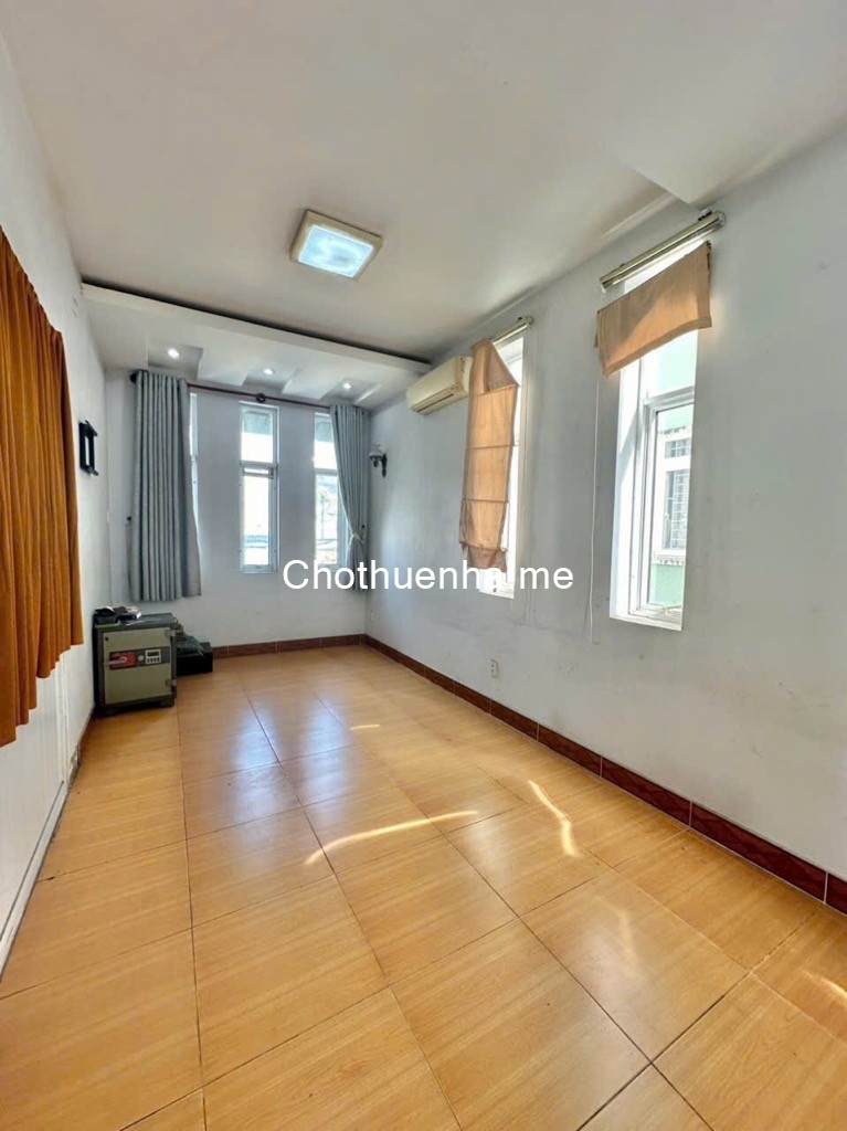 Cho thuê nhà mt Nguyễn Trãi dt 4.1x22 nhà 4 pn giá 15tr