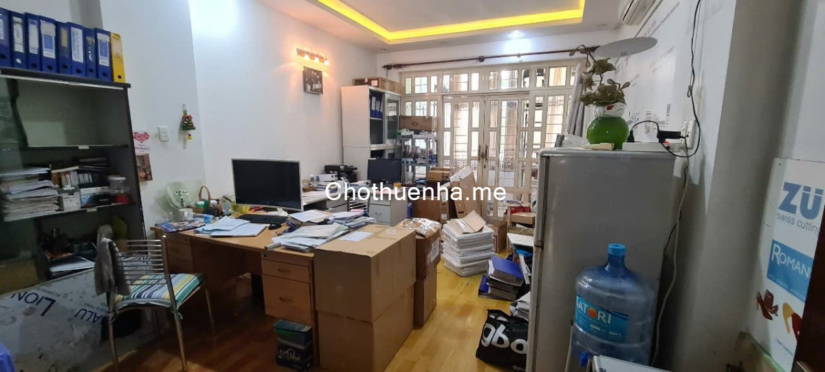 Cho thuê nhà đường 47, P.Tân Quy Quận 7 dt 4x20m, 3 lầu, 5PN