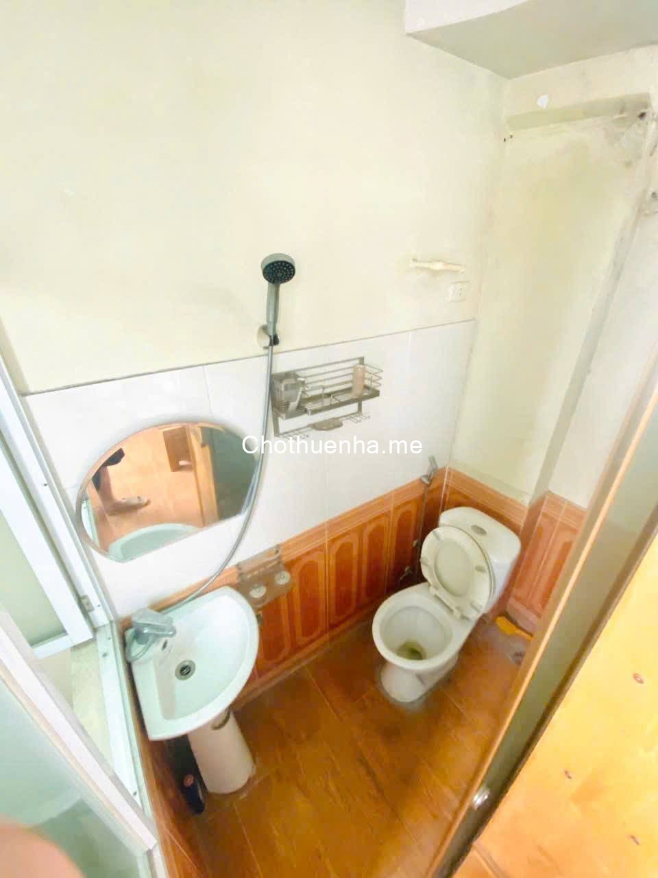 Cho thuê nhà ngõ 147 Tân Mai, 4 tầng x 33m2, 3 ngủ, full đồ vào ngay