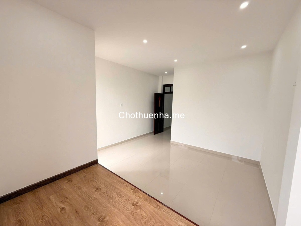 Cho thuê villa 9 phòng ngủ Tô Hiến Thành Phường 3 Đà Lạt