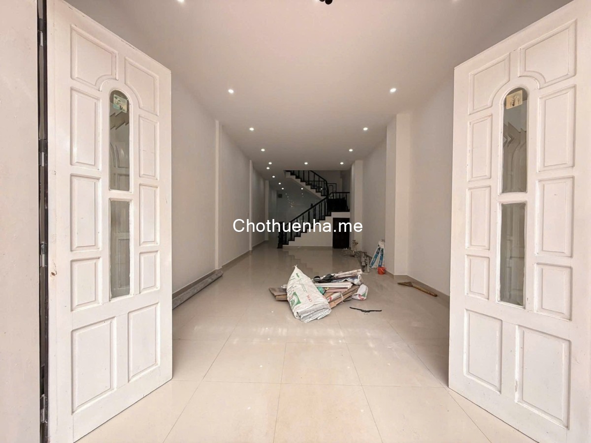 Cho thuê villa 9 phòng ngủ Tô Hiến Thành Phường 3 Đà Lạt