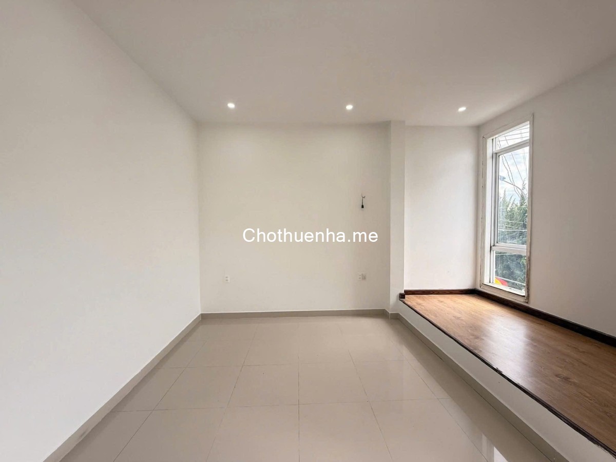 Cho thuê villa 9 phòng ngủ Tô Hiến Thành Phường 3 Đà Lạt