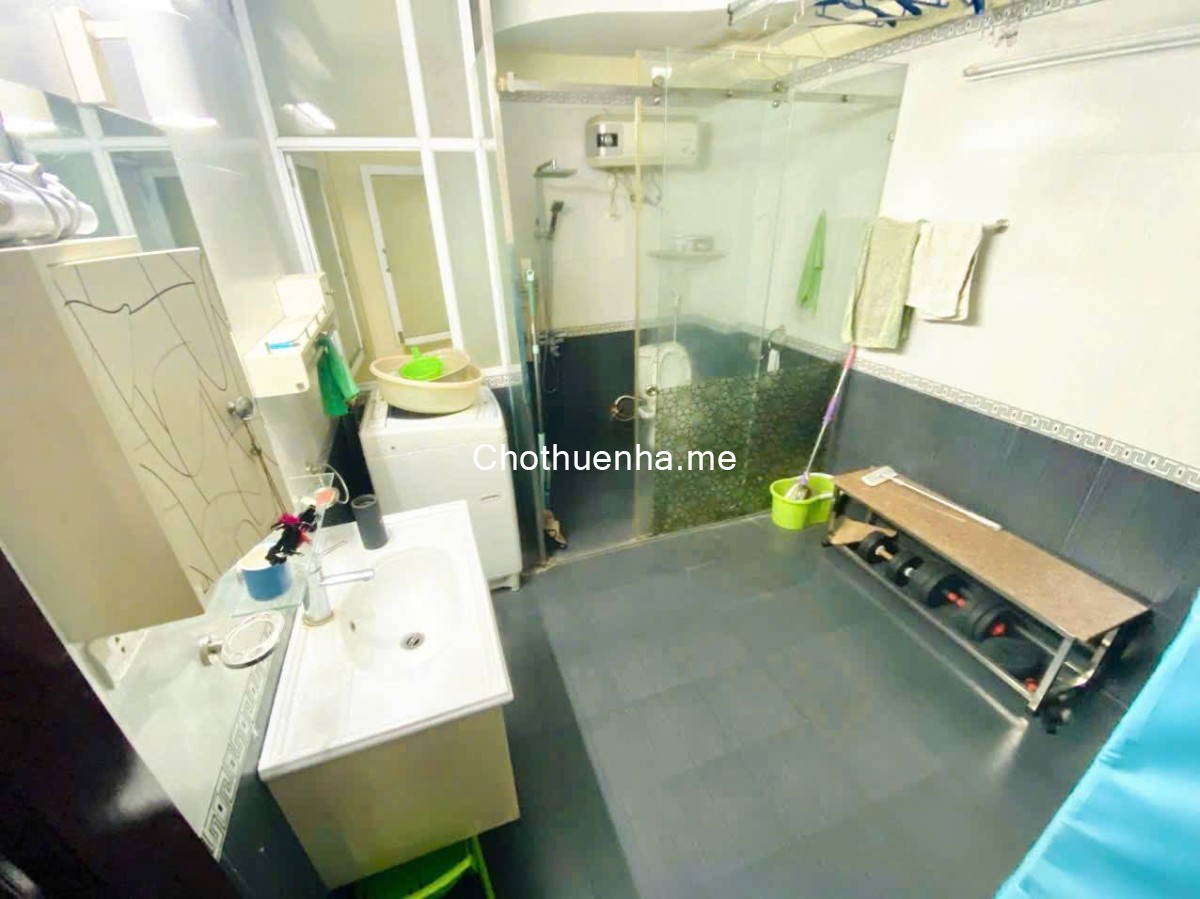 Cho thuê nhà ngõ 147 Tân Mai, 4 tầng x 33m2, 3 ngủ, full đồ vào ngay