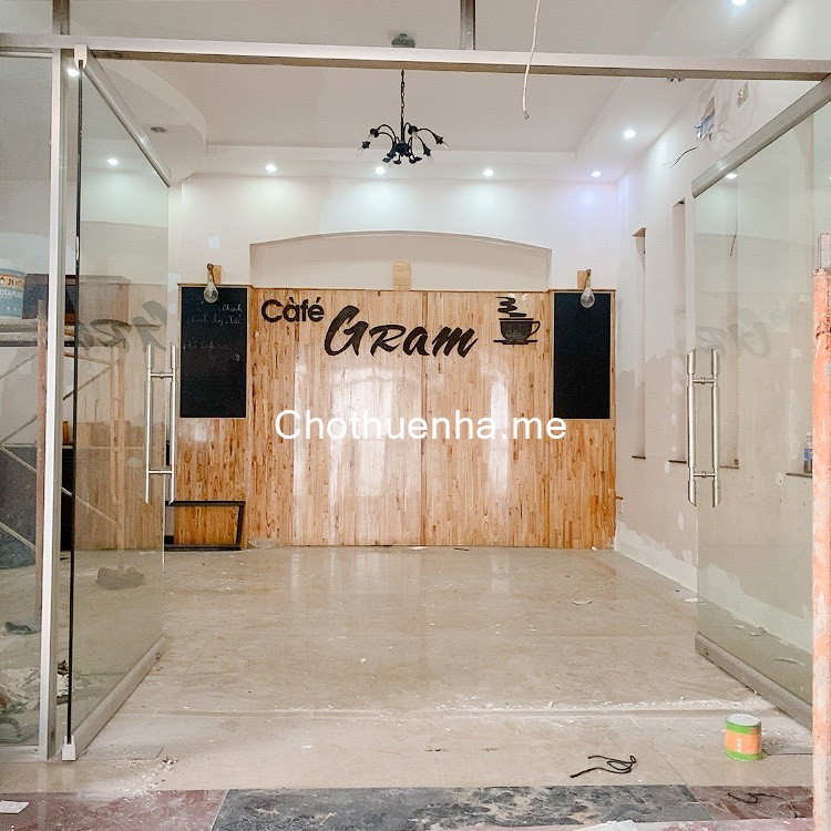 Chính chủ cho thuê nhà MTKD sát bên nhà ga sân bay TSN, Tân Bình, DTSD: 400m2, DTĐ: 12x12