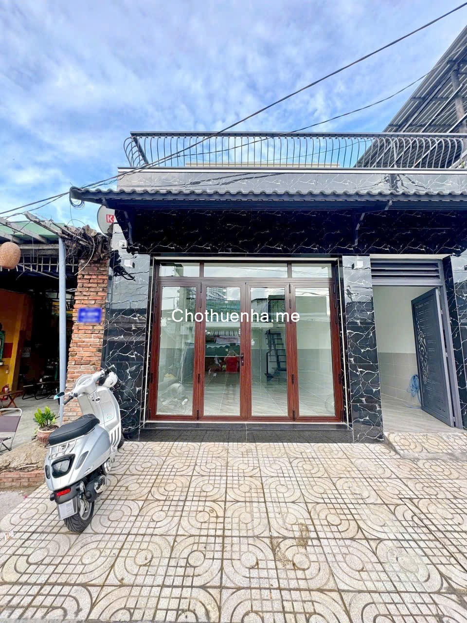 Cho thuê mặt bằng kinh doanh 1 trệt lửng Lê Văn Lương Quận 7