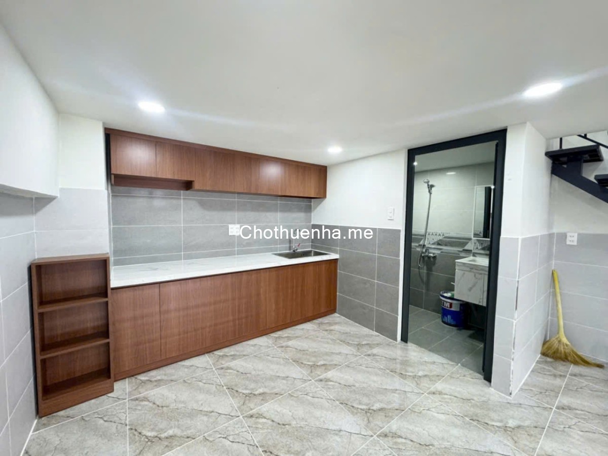 Cho thuê mặt bằng kinh doanh 1 trệt lửng Lê Văn Lương Quận 7