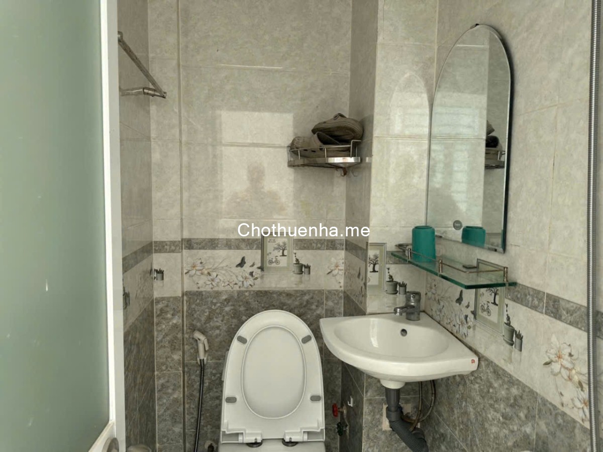 Nhà Nguyên Căn Cho Thuê Ngay Trung Tâm Lê Văn Sỹ Q3 3PN 4WC gần Nguyễn Văn Trỗi