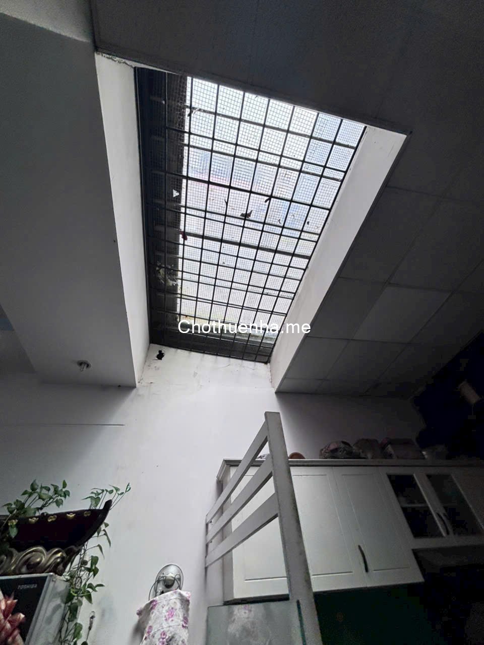 Nhà nguyên căn Q7, xe hơi tới cổng, 5 x 15m – 1 trệt, 2 lầu, sân thượng