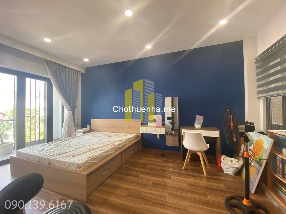 Nhà 3 Lầu Full Nội Thất Hiện Đại - Gara Xe Hơi - Giá 40 Triệu