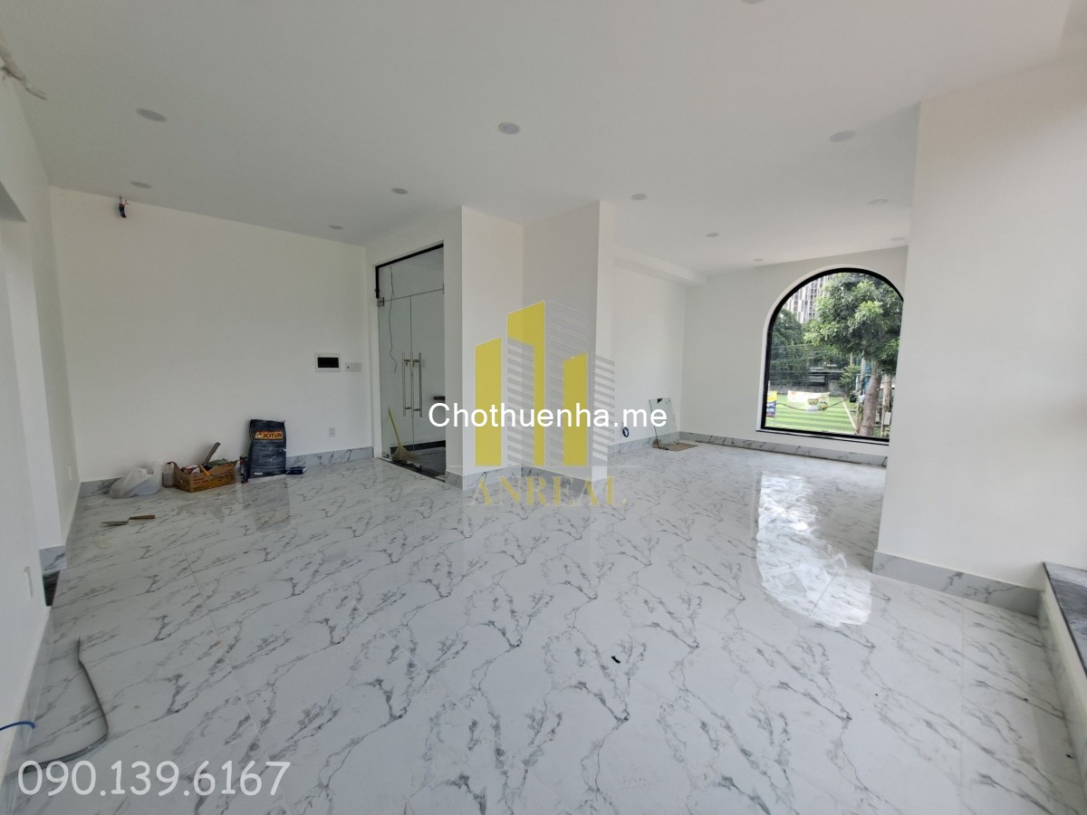 Cho Thuê Căn Góc Hiện Đại 3 Lầu Trống Suốt Giá 59 Triệu