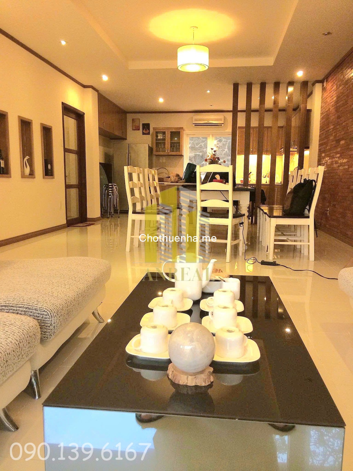 Villa Phố Có Hầm 3 Lầu - 5 Phòng Ngủ Giá 40 Triệu