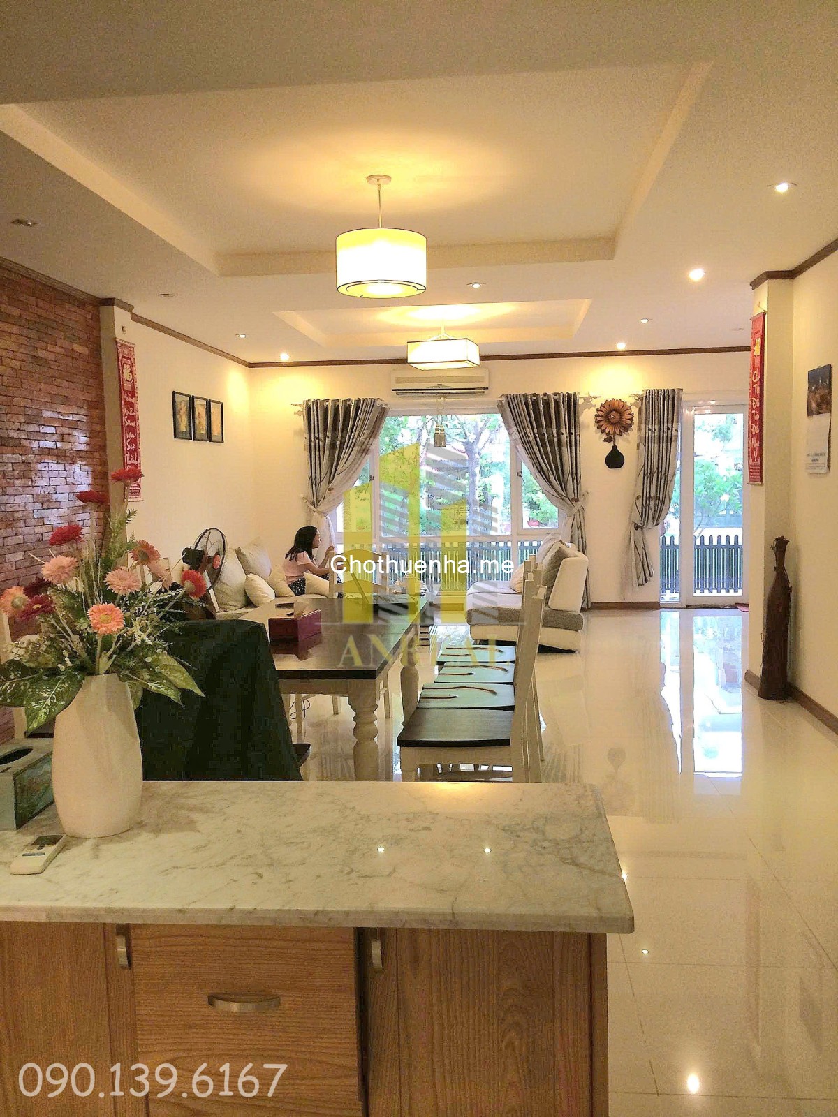 Villa Phố Có Hầm 3 Lầu - 5 Phòng Ngủ Giá 40 Triệu