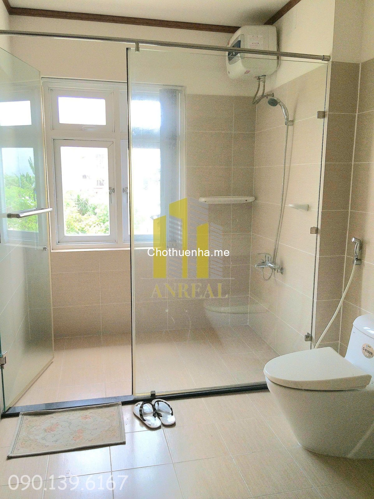 Villa Phố Có Hầm 3 Lầu - 5 Phòng Ngủ Giá 40 Triệu