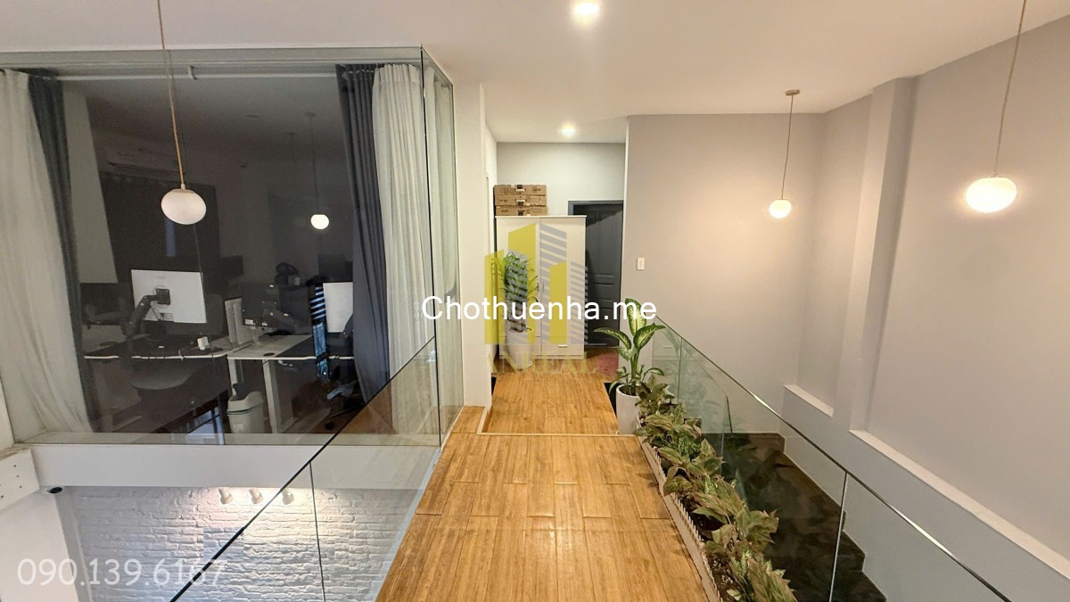 Cho Thuê Biệt Thự Căn Góc Đường Trần Não Giá 38 Triệu