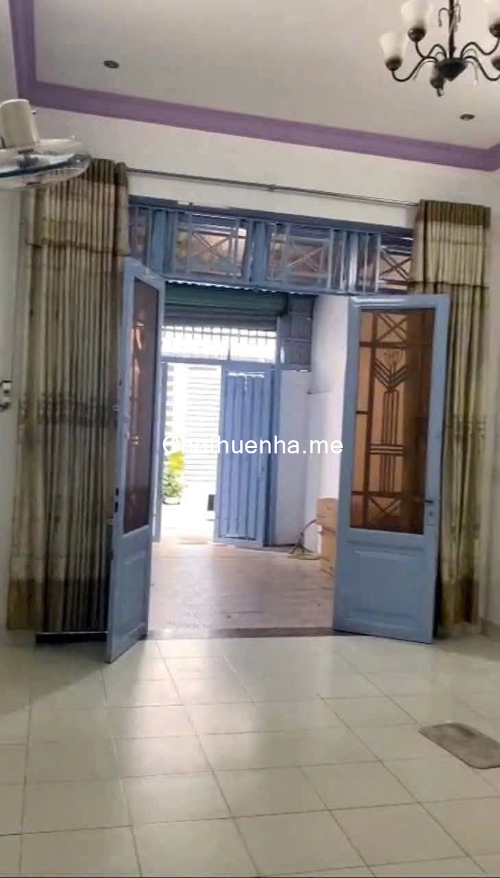 Cho thuê nhà 4x20m – Hẻm xe hơi, 2PN – Có nội thất – 13 triệu – Đường Lý Phục Man – 1 lầu