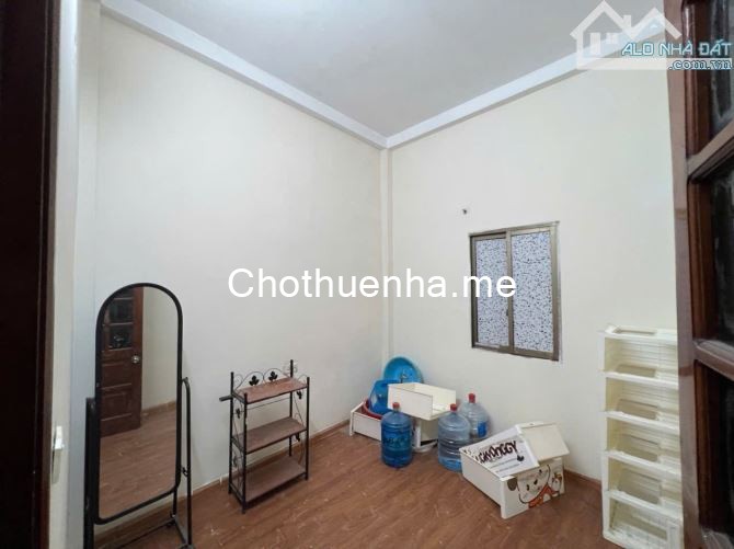 Cho thuê nhà ngõ Chùa Bộc, 4 tầng, 30m2, 4 ngủ, 13 Triệu ở tối đa 6 người