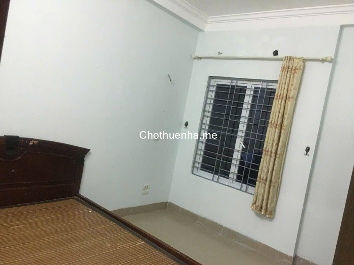 Cho thuê nhà ngõ Kim Giang, 4 tầng x 42m2m 4 ngủ, 3 WC, 12 Triệu